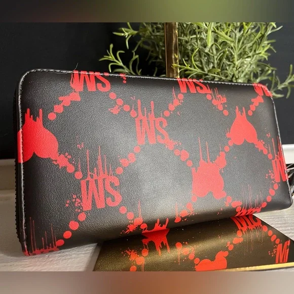 Steve Madden Black Red Bleeding Heart Zip Around Wristlet Wallet Clutch NWT - Picture 3 of 4